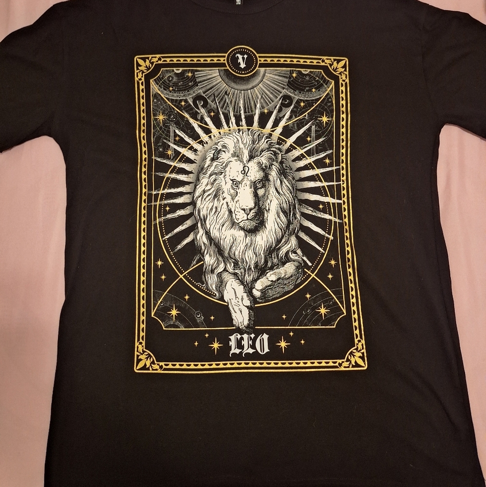 Dolls Kill Horoscopez Leo Tarot Card Graphic Tee
